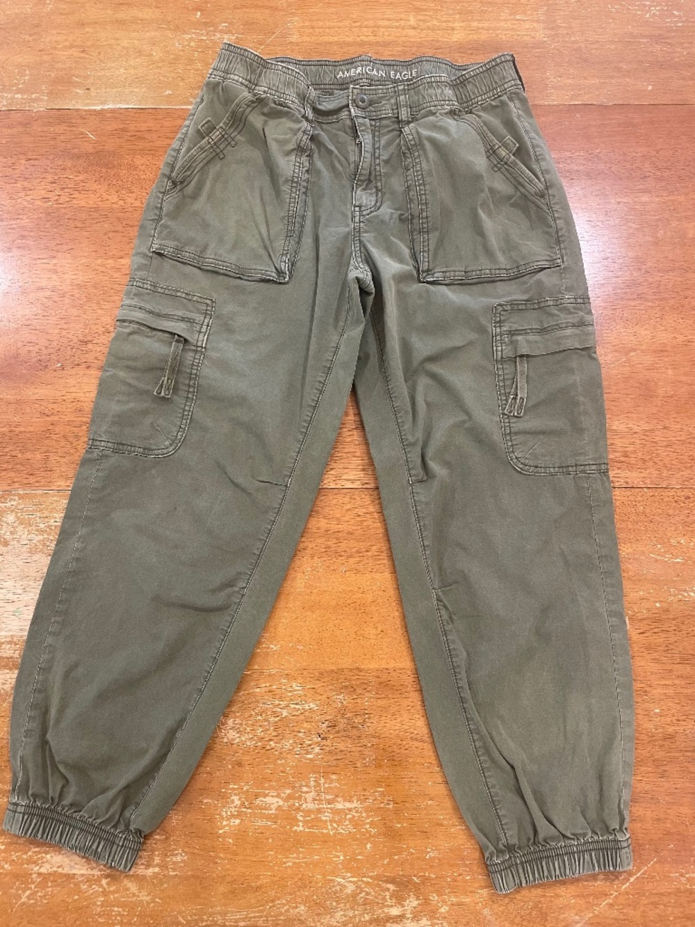 American Eagle Cargo pants